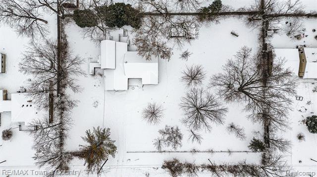 Builiding view twenty six for 1101 Nutana, Mount Morris, MI. 48458