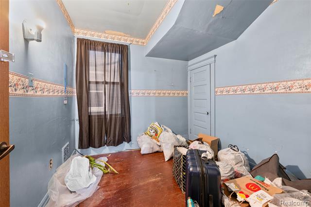 Builiding view eleven for 2445 Concord, Detroit, MI. 48207