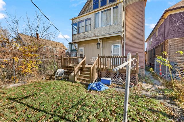 Builiding view five for 2445 Concord, Detroit, MI. 48207