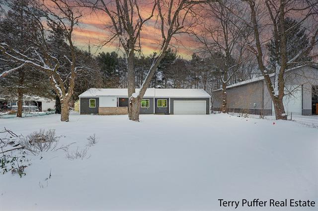 front view for 3350 Reginald Drive, Muskegon, Mi. 49444