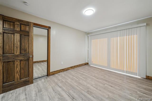 Builiding view thirteen for 8270 Mcclements, Brighton, MI. 48114