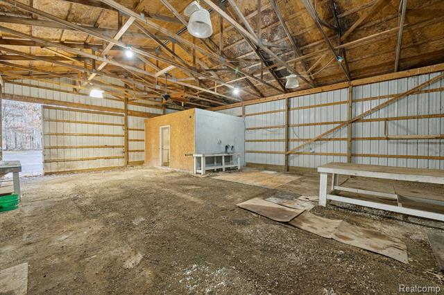 Builiding view twenty two for 8270 Mcclements, Brighton, MI. 48114