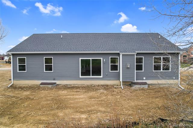 Builiding view twenty seven for 9033 Copper Ridge, Davison, MI. 48423