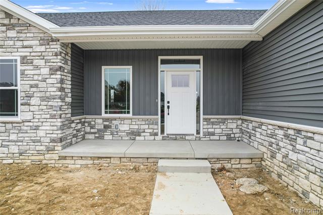 Builiding view twenty six for 9033 Copper Ridge, Davison, MI. 48423