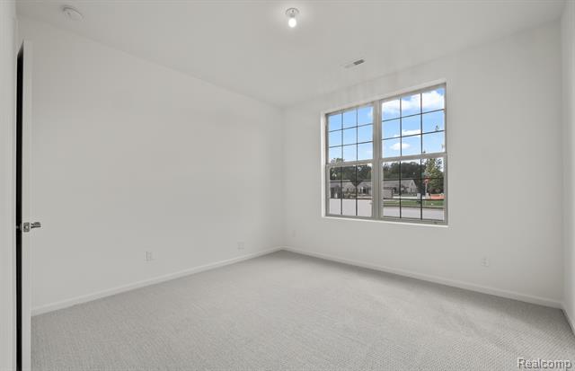 Builiding view twenty one for 785 Spaniel, Ann Arbor, MI. 48108