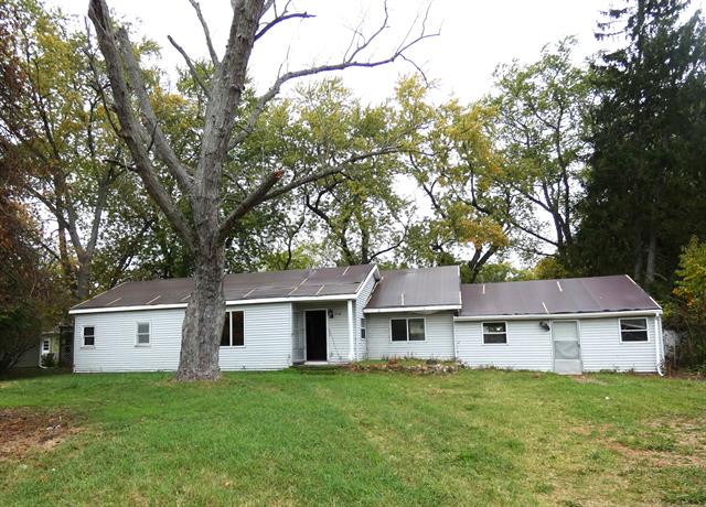 front view for 8137 Forest Beach Road, Watervliet, Mi. 49098