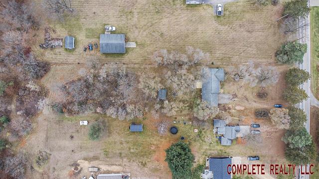 Builiding view thirty four for 6096 Gale, Davison, MI. 48423