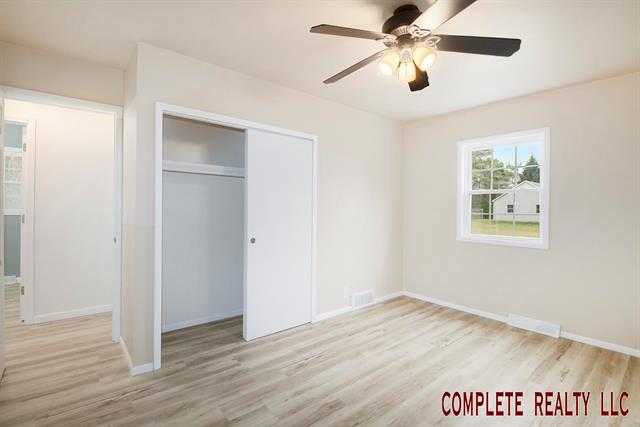 Builiding view twenty six for 6096 Gale, Davison, MI. 48423