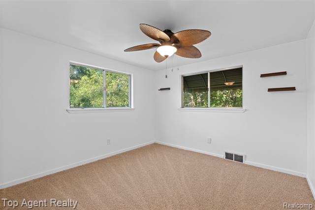 Builiding view fifteen for 19780 Oakfield, Detroit, MI. 48235