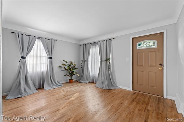 Builiding view four for 19780 Oakfield, Detroit, MI. 48235