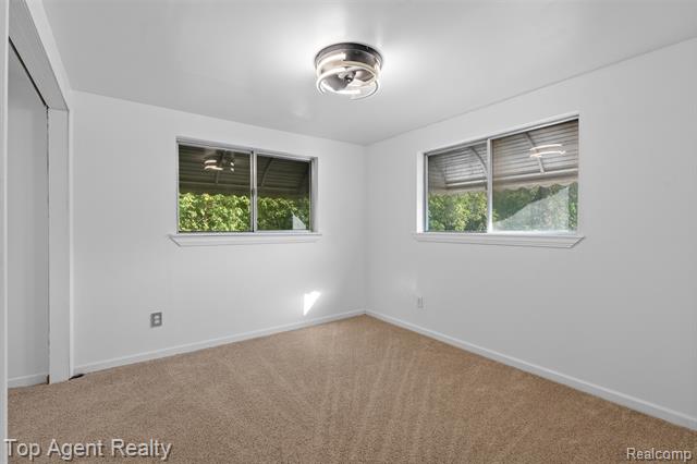 Builiding view fourteen for 19780 Oakfield, Detroit, MI. 48235