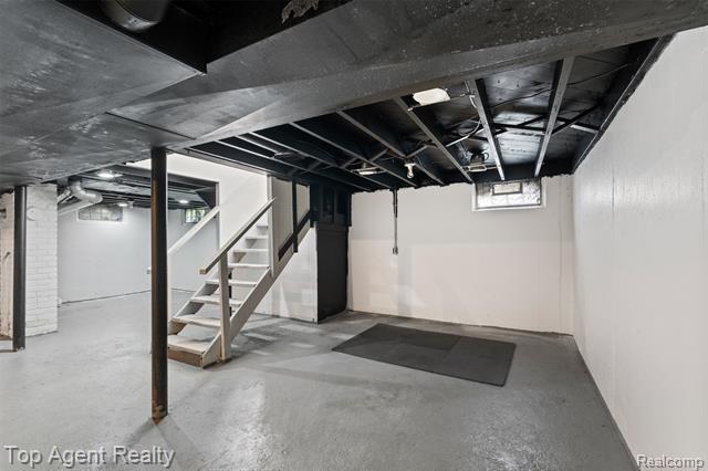 Builiding view twenty one for 19780 Oakfield, Detroit, MI. 48235