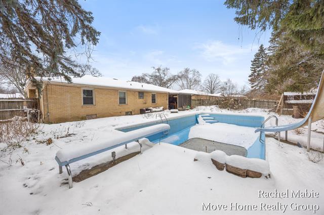 Builiding view twenty eight for 2463 Blanchard, Wyoming, MI. 49519