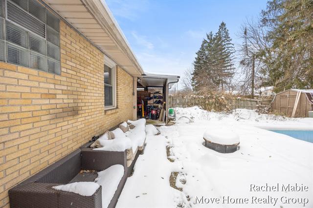 Builiding view twenty six for 2463 Blanchard, Wyoming, MI. 49519