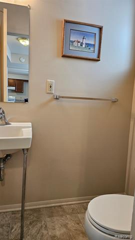 Builiding view eight for 5440 23 Mile, Shelby Township, MI. 48316