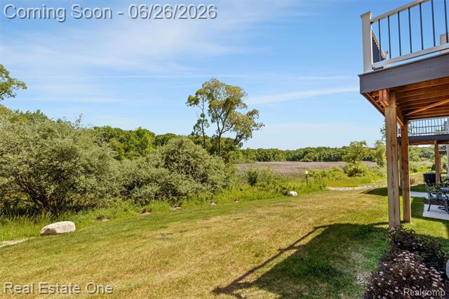 Builiding view thirty one for 5318 Trail Vista, West Bloomfield, MI. 48323