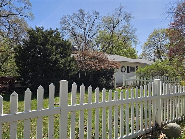 front view for 77 Leitch Drive, Battle Creek, Mi. 49015