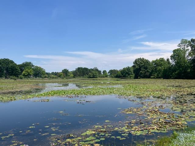 Builiding view twenty eight for 3545 Union Lake, Commerce Township, MI. 48382