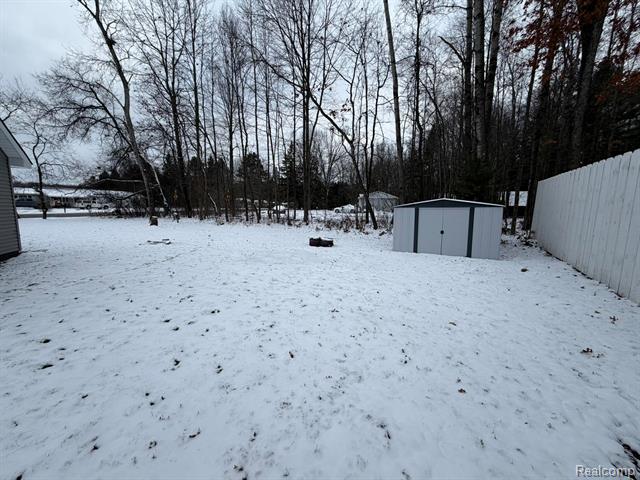 Builiding view twenty seven for 3860 Tower Hill, Houghton Lake, MI. 48629