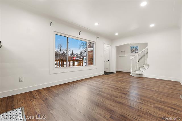 Builiding view four for 14974 Cheyenne, Detroit, MI. 48227