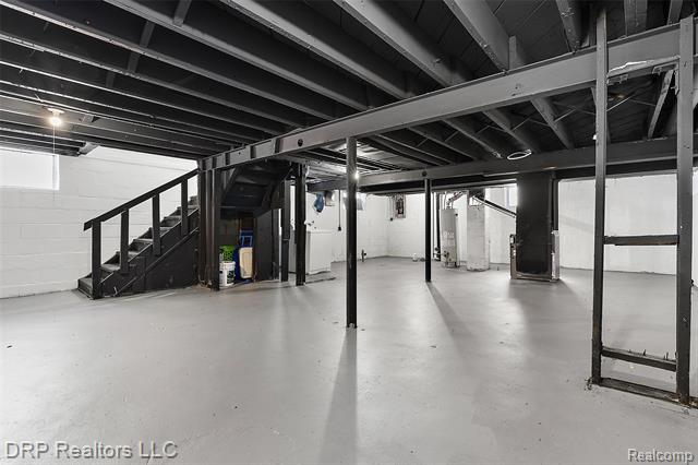 Builiding view twenty five for 14974 Cheyenne, Detroit, MI. 48227