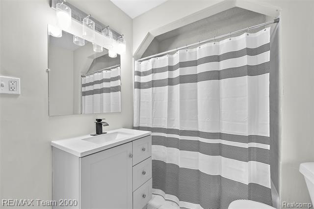 Builiding view eighteen for 16154 Cheyenne, Detroit, MI. 48235