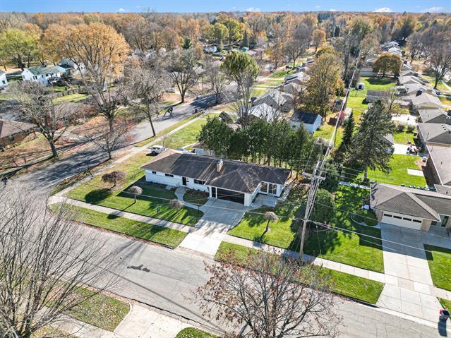 Builiding view twenty seven for 1524 Sweet, Grand Rapids, MI. 49505