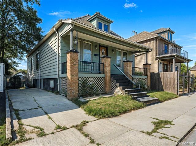 Builiding view thirty nine for 5427 Central, Detroit, MI. 48210