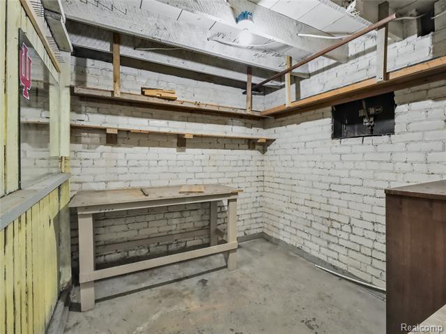 Builiding view twenty seven for 5427 Central, Detroit, MI. 48210