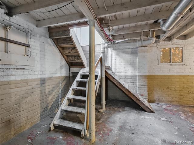 Builiding view twenty three for 5427 Central, Detroit, MI. 48210