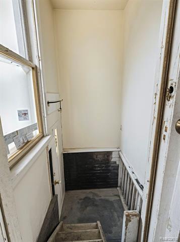 Builiding view twenty two for 5427 Central, Detroit, MI. 48210