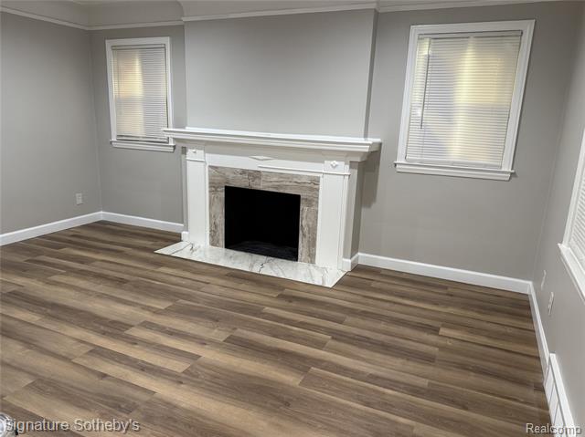 Builiding view four for 9509 Lakepointe, Detroit, MI. 48224