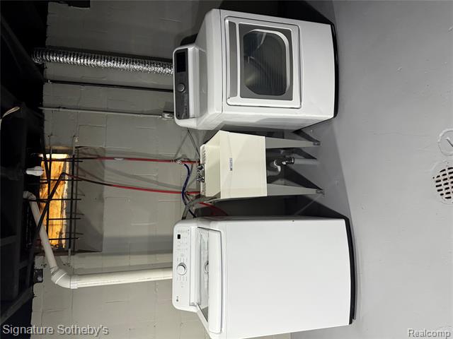 Builiding view nineteen for 9509 Lakepointe, Detroit, MI. 48224