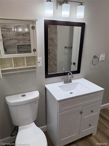 Builiding view thirteen for 9509 Lakepointe, Detroit, MI. 48224