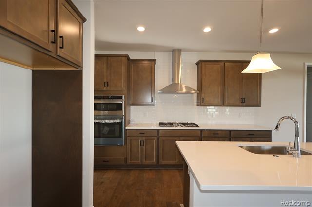 Builiding view three for 12147 Moore, Washington, MI. 48094