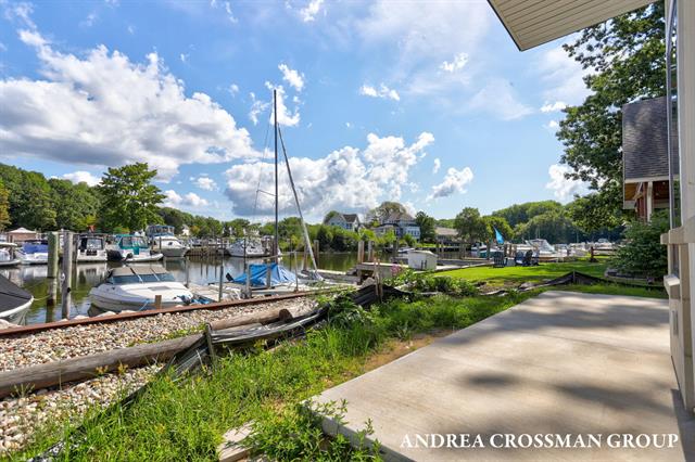 Builiding view three for 1 Bailey, South Haven, MI. 49090