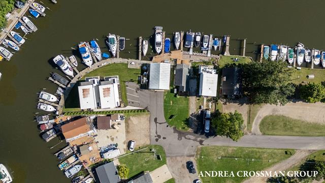 Builiding view twenty five for 1 Bailey, South Haven, MI. 49090