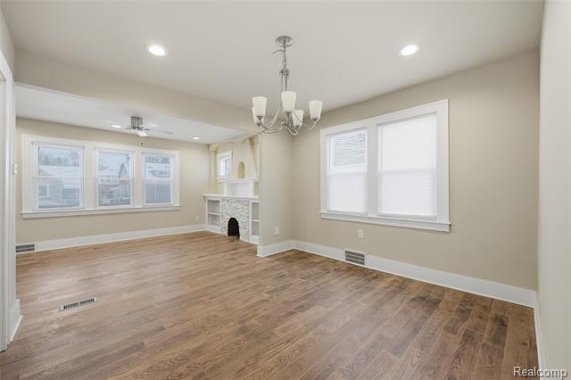 Builiding view nine for 19980 Stoepel, Detroit, MI. 48221