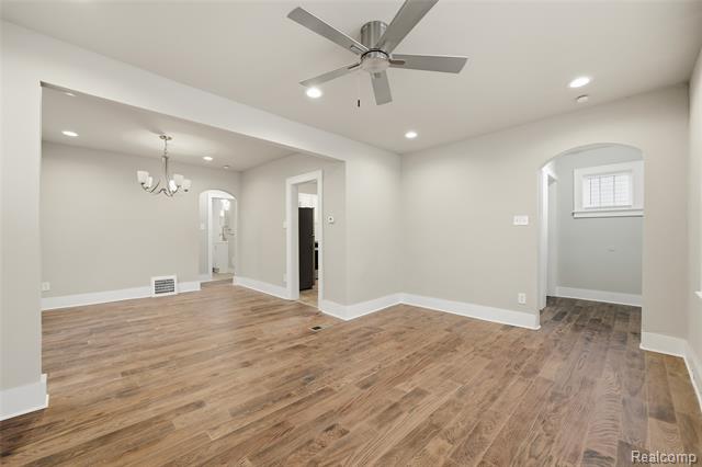 Builiding view six for 19980 Stoepel, Detroit, MI. 48221