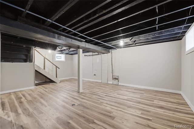 Builiding view thirty for 19980 Stoepel, Detroit, MI. 48221