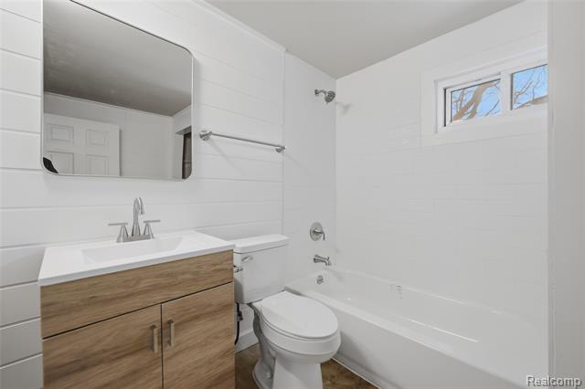 Builiding view twenty eight for 19980 Stoepel, Detroit, MI. 48221