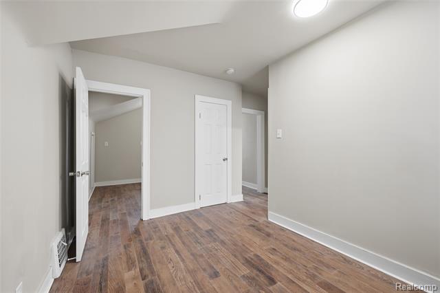 Builiding view twenty four for 19980 Stoepel, Detroit, MI. 48221