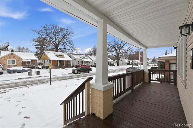 Builiding view two for 19980 Stoepel, Detroit, MI. 48221