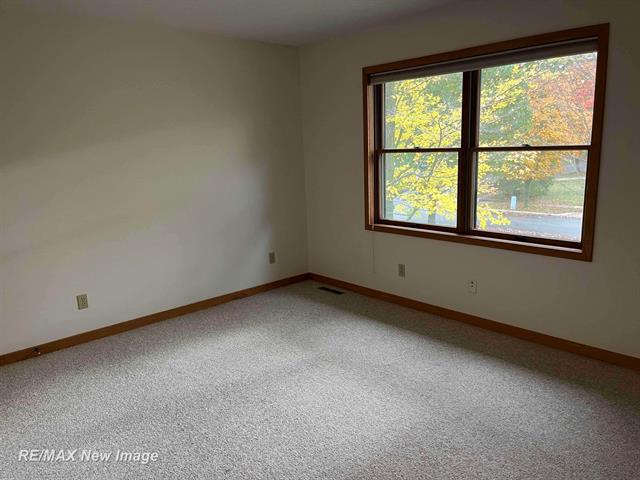 Builiding view eleven for 4600 Oakridge, Midland, MI. 48640