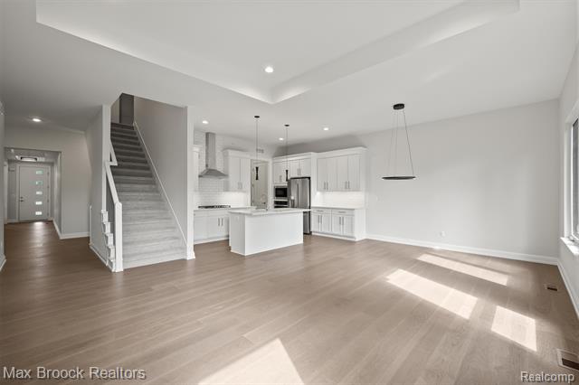 Builiding view seven for 7477 Gramercy, West Bloomfield, MI. 48322