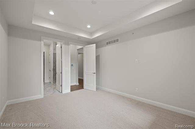 Builiding view sixteen for 7477 Gramercy, West Bloomfield, MI. 48322