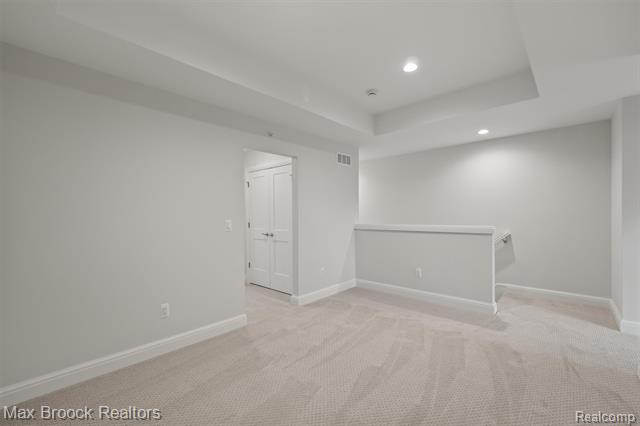 Builiding view twenty one for 7477 Gramercy, West Bloomfield, MI. 48322