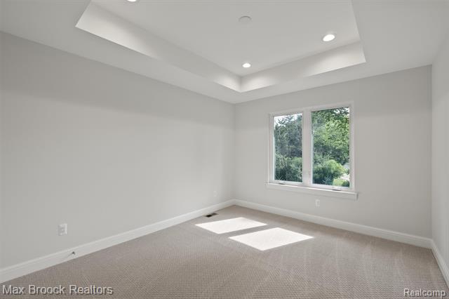 Builiding view twenty three for 7477 Gramercy, West Bloomfield, MI. 48322