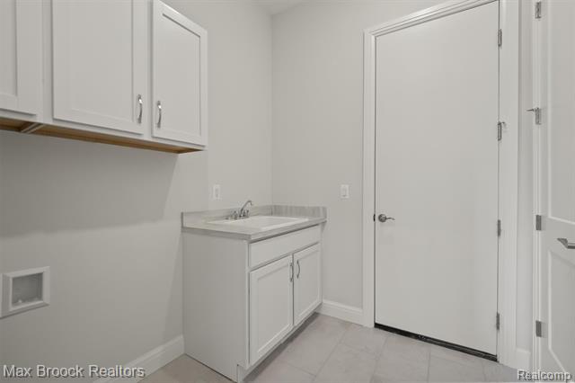 Builiding view twenty for 7477 Gramercy, West Bloomfield, MI. 48322