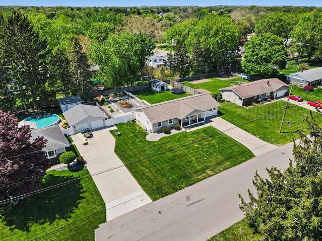 Builiding view twenty seven for 7439 Eastlane, Jenison, MI. 49428